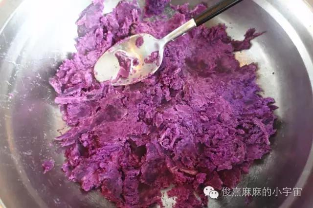 淡奶油吐司早餐做法,吐司鸡蛋淡奶油咸味早餐