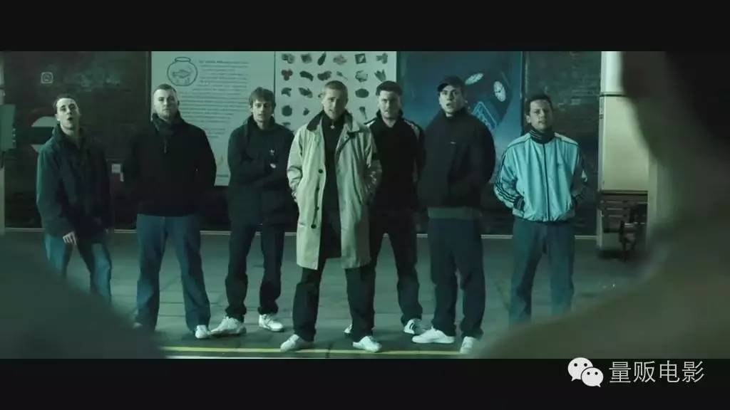 俄罗斯和英国的足球流氓斗殴,英国足球流氓被俄罗斯揍