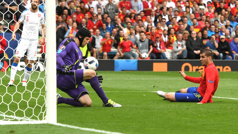 惊险绝杀,西班牙惊魂5秒进球