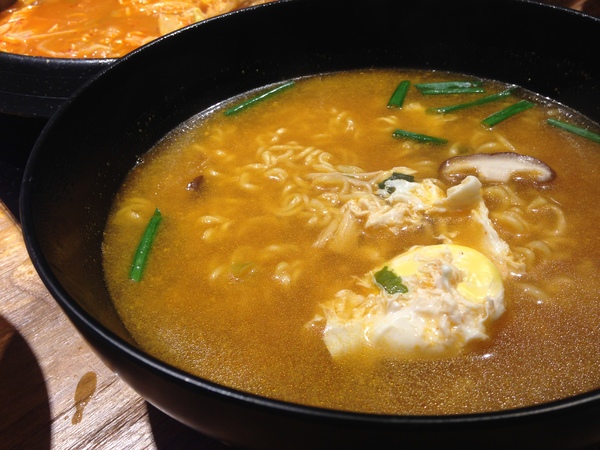 看“后裔”追韩剧   品精致韩餐——诗山里韩国料理