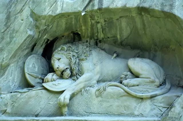 惊艳维多利亚女王和雨果瑞士最值得一去的夏季避暑胜地