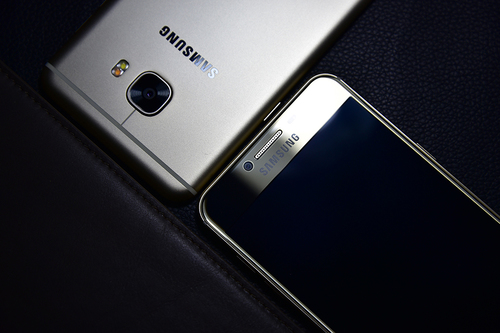 2千块买华为还是买三星,2千多买个二手手机值得吗