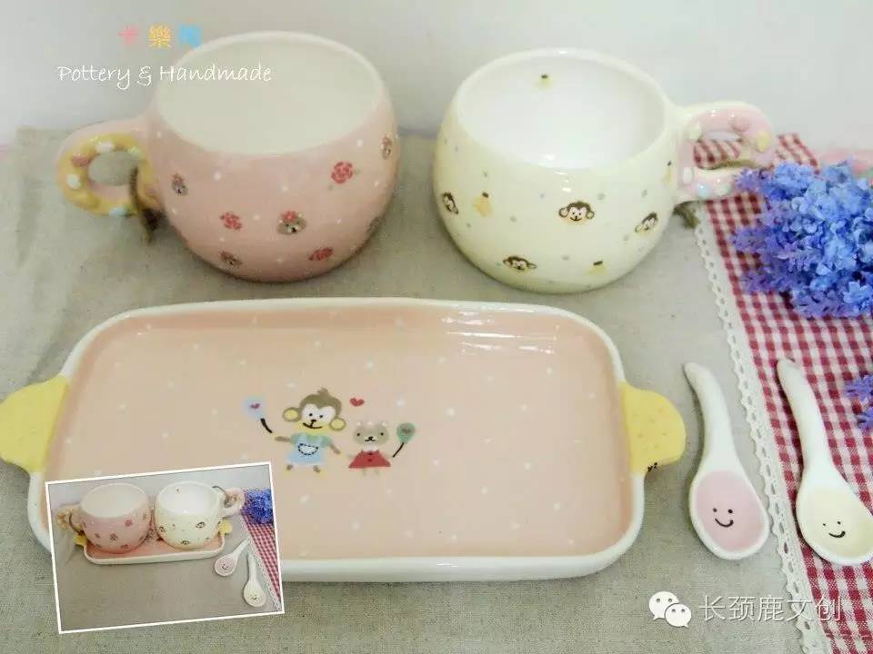 别拦我，我要吃了那些餐具