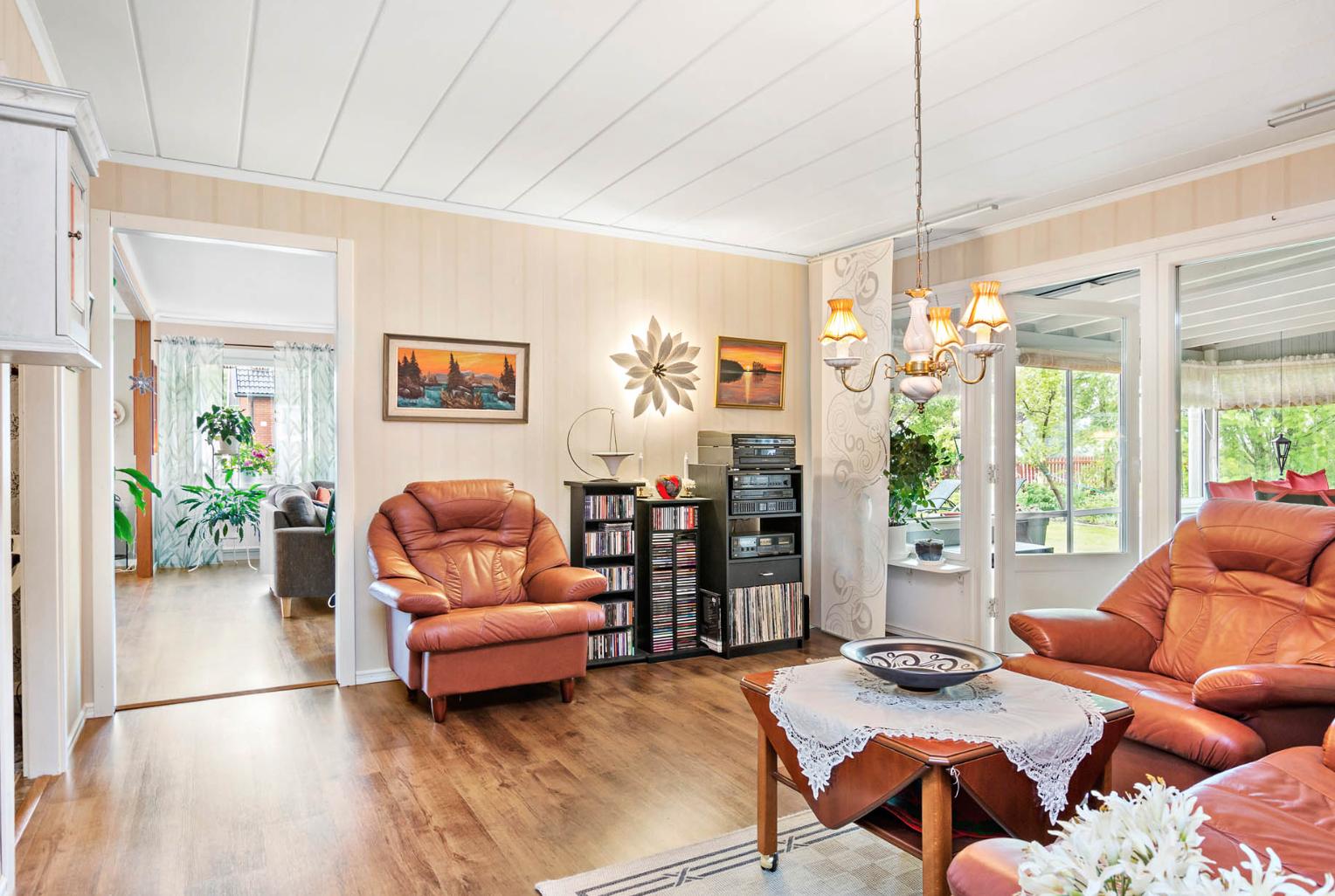 小院子适合盖小别墅吗,可以在独栋别墅的院子里盖平房吗