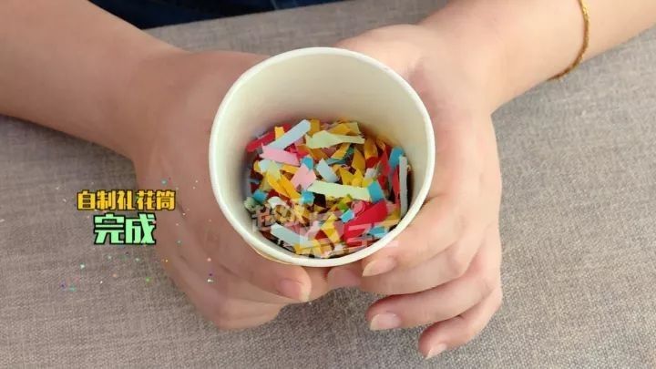 瓶盖小礼花筒,小礼花筒使用教程