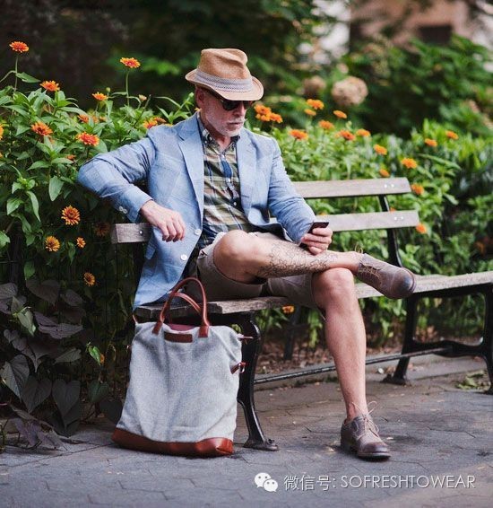 傲娇|老子背的这只包，谁敢说它不时髦