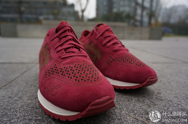 众测报告：美国潮牌网站REVOLVEClothing购物体验