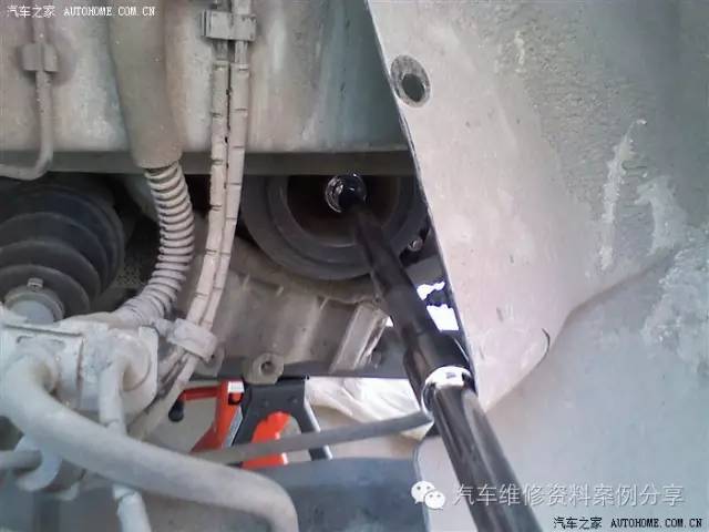 荣威7502.5发动机更换正时皮带视频,不用正时工具怎么对荣威550正时