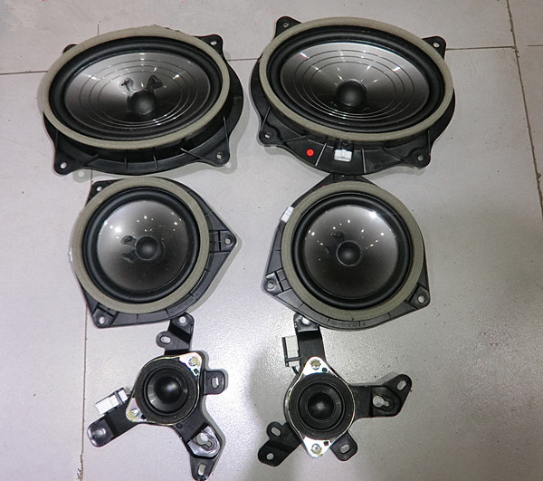 完美音质，雷克萨斯RX270汽车音响改装德国零点三分频喇叭功放低音