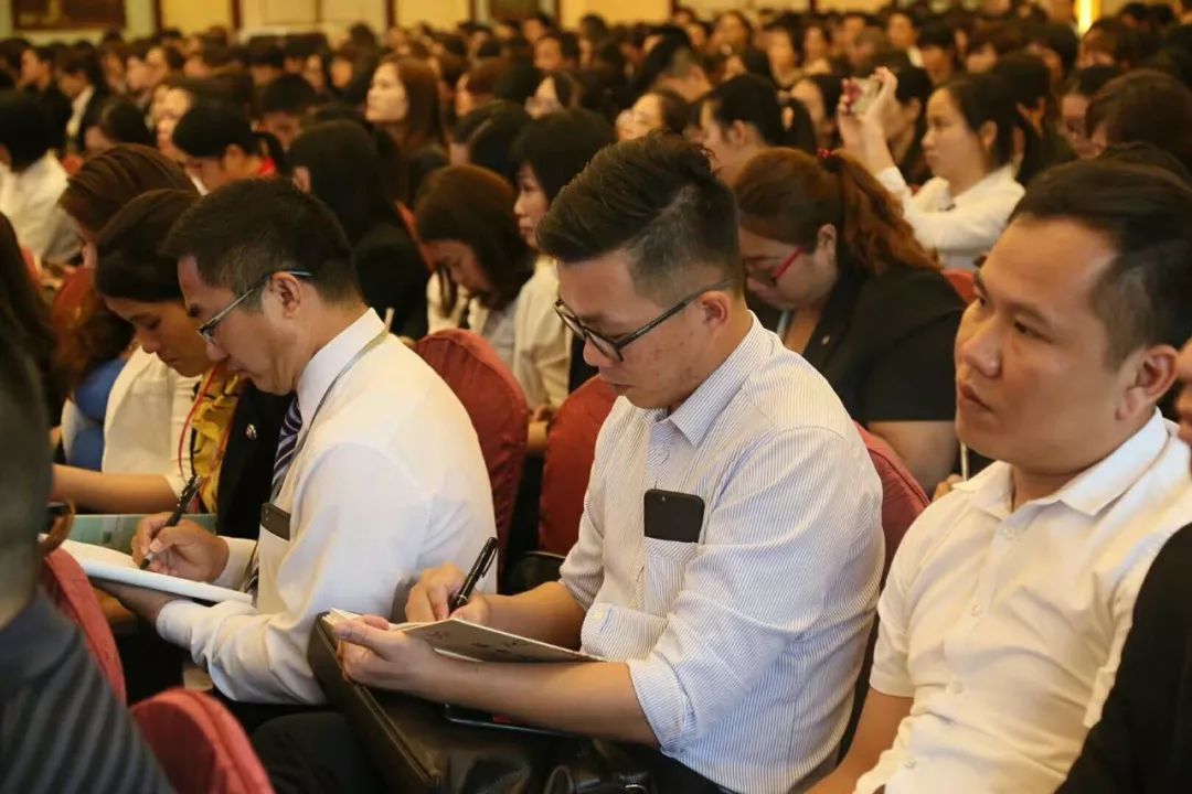 在路上|丁老师平安湛江站、茂名站、*江阳**站,高主任新华乌鲁木齐站(2场),李医生新华深圳站,许大夫平安长寿站,季博士平安重庆站