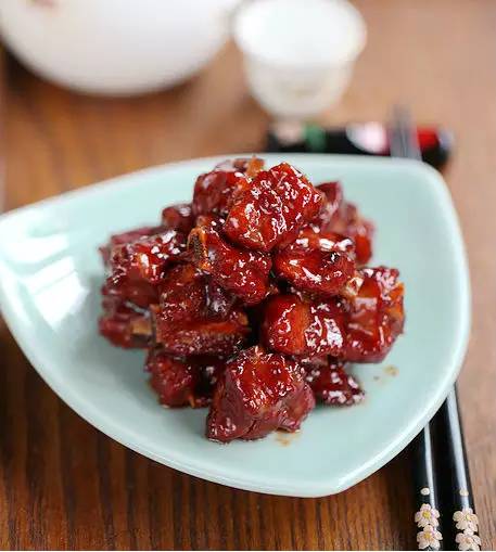 上海滩最有名的美食 (上海滩的特色美食)