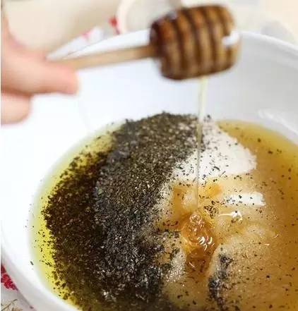 去角质保湿最好方法,去角质清洁控油