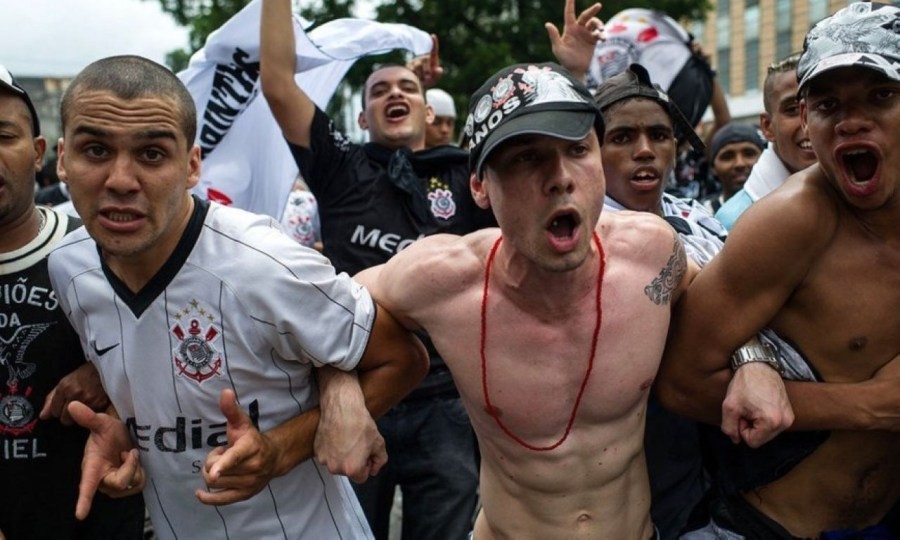 俄罗斯和英国足球,时事政治俄罗斯