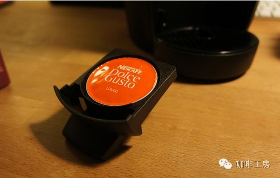 胶囊咖啡机使用入门视频,咖啡机家用推荐胶囊咖啡机