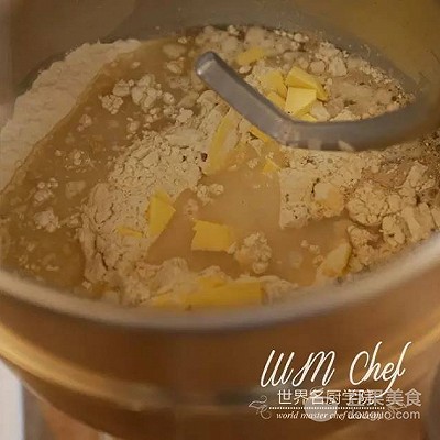 法国羊角面包制作方法,法式羊角面包的做法窍门