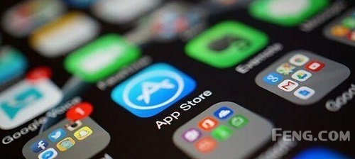 威威趣谈：哥打的不是台球是emoji表情包