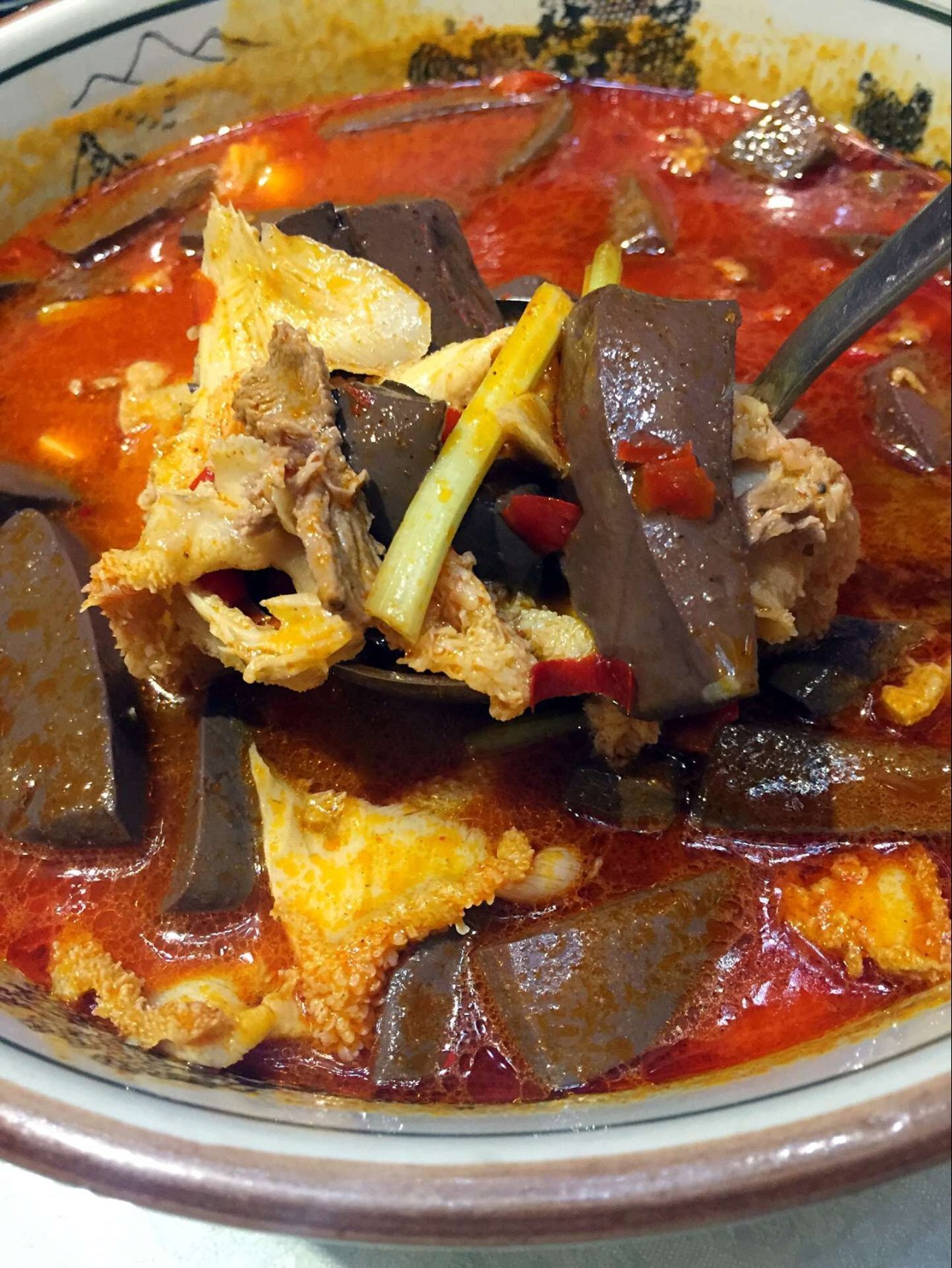 少套路多真诚,长沙2号地铁线附近美食推荐