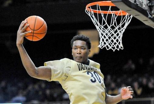 在佩尔顿的数据模型中，选周琦是今年最大的抢劫