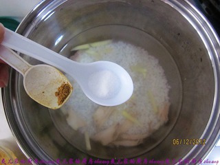 快！拿个大点的盆子，接住我的口水！