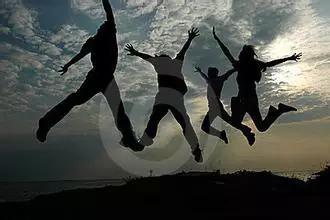 手把手打造价值百万的朋友圈文案,朋友圈文案如何运营