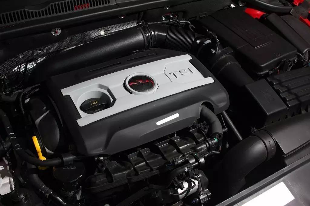 一汽大众速腾gli,国内大众速腾gli最新款