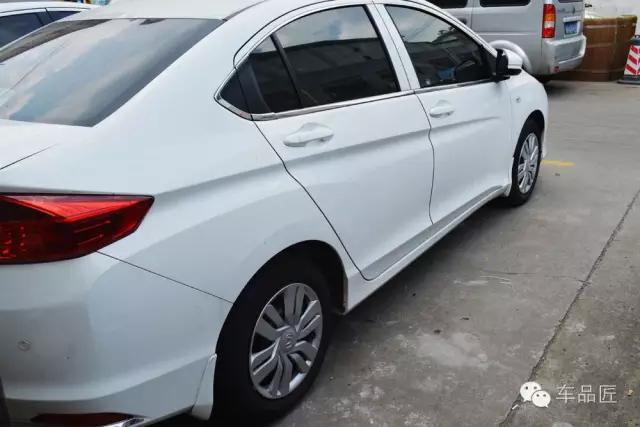 汽车挡泥板软的好还是硬的好,汽车挡泥板软胶好还是硬胶好