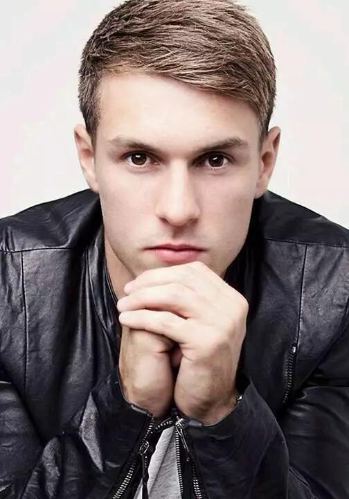 欧洲杯德国队男模入场,世界杯足球最帅的十大男人