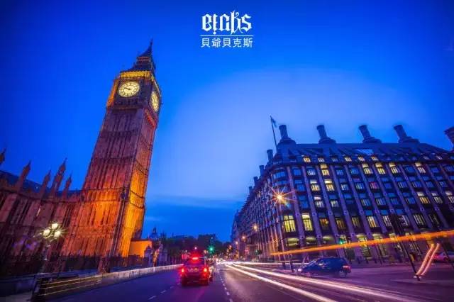 小编写完这条微信就请假去英国了，老板，这是我离英国最近的时刻