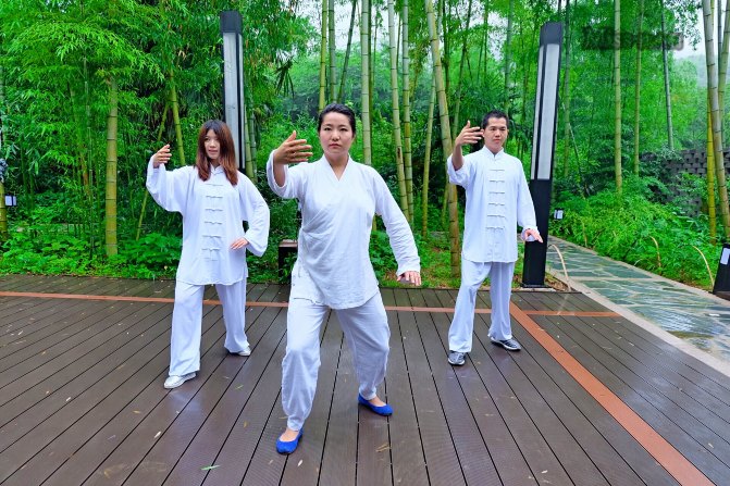 在这座神山中，我们每个人都是武林高手