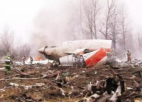 为什么民航飞机上不能配备降落伞,民航飞机为什么不备降落伞