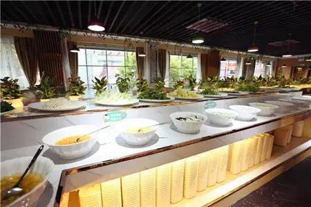 炸了！荆门这家店，烤肉海鲜岔起吃，饮料酒类岔起喝，只要30元