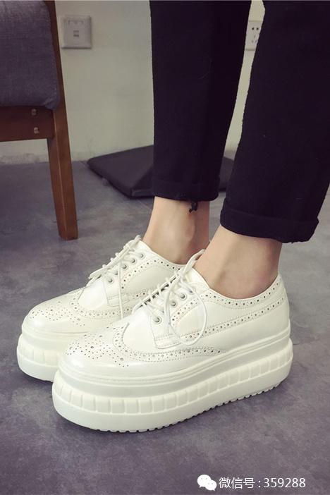 鹿晗运动鞋穿搭 (鹿晗运动季同款鞋)