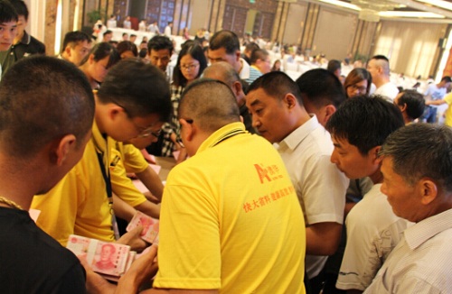 一场预售赚了几万块钱,一场订货会大概要花多少钱