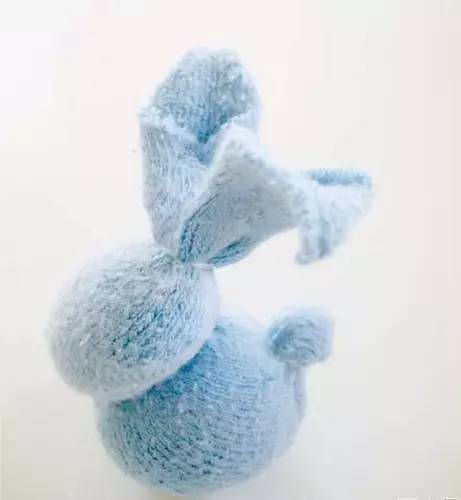 旧袜子不要扔冬天不用怕冻手了,旧袜子丢了是什么征兆