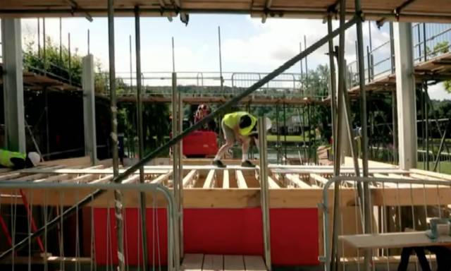 河边怎么建房子好看,河边房子怎么造