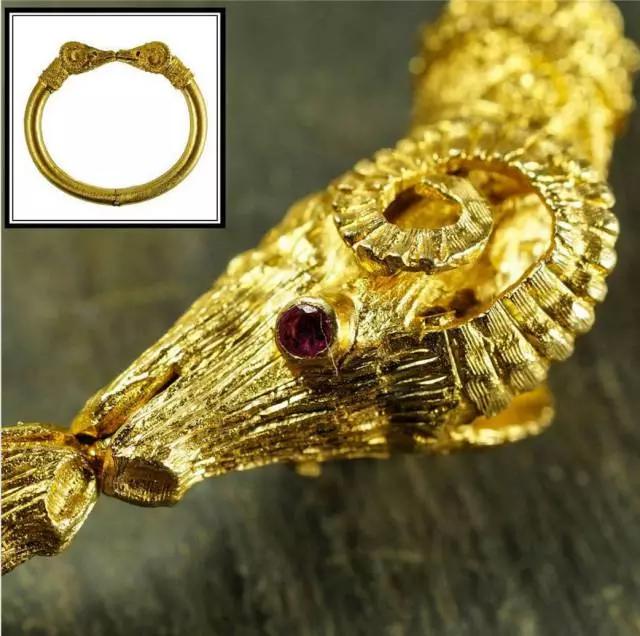 那些精美，但又奇葩的复古首饰