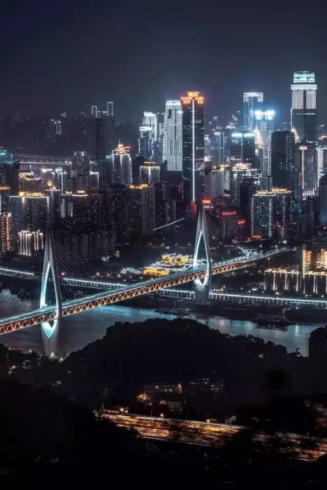 炸裂的朋友圈,炸裂了