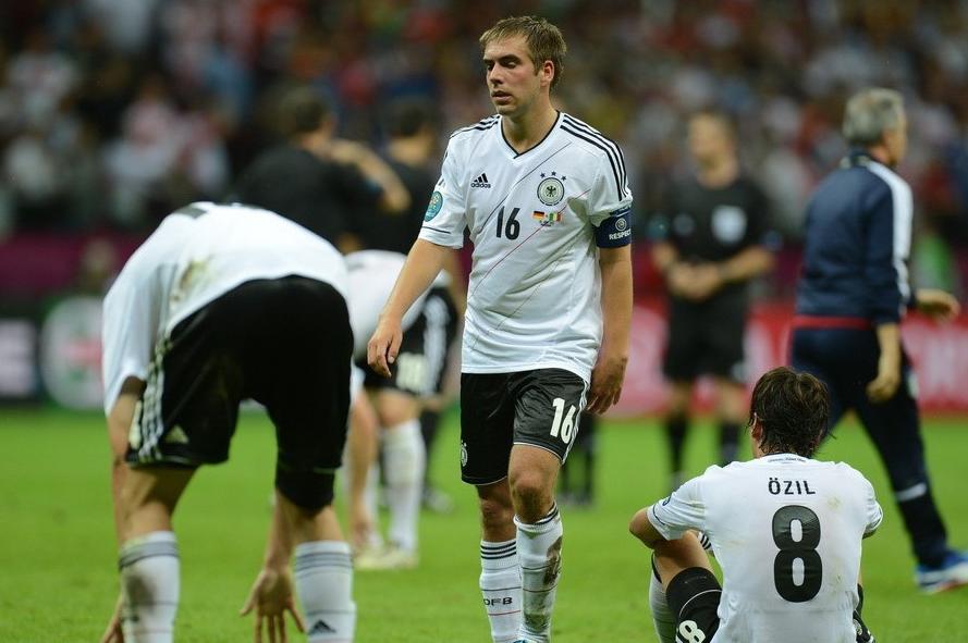 布冯和他的意大利，留给我们的不仅是传奇，更是青春挽歌！