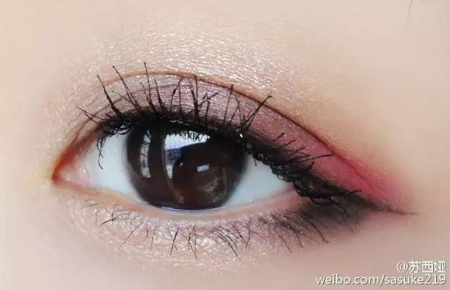 也不是非画不可，知道suqqu像银河系一样美就够了