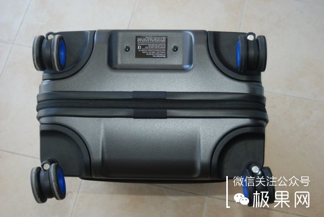 最适合自动行走的旅行箱,自动打开旅行箱