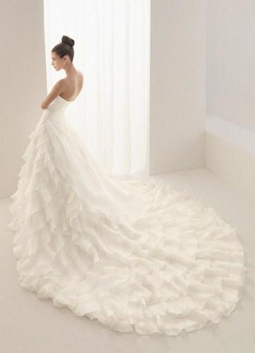 拍婚纱照pose大全图解,拍婚纱照摆哪个pose好看