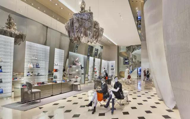 迪奥首尔购物,在首尔