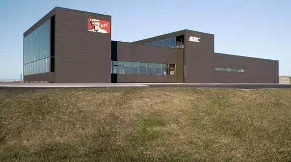 冰岛这个国家靠什么来过生活的,明明可以靠颜值却要靠实力的人