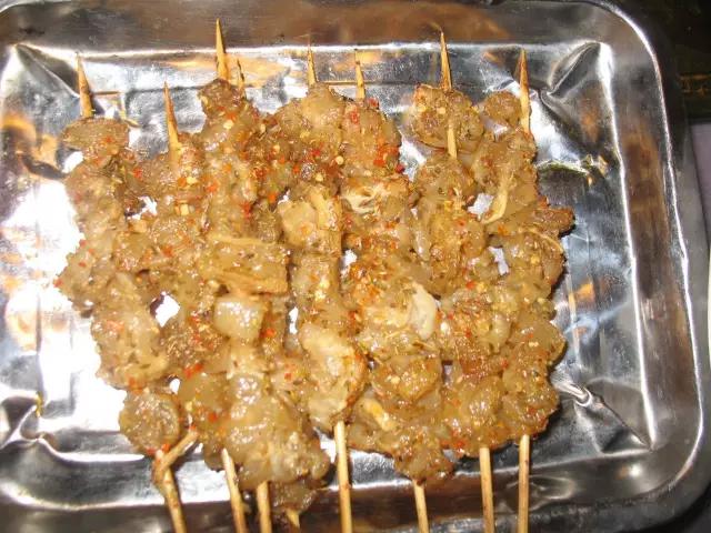 长沙正宗湘西烧烤,长沙坡子街夜市湘西烧烤