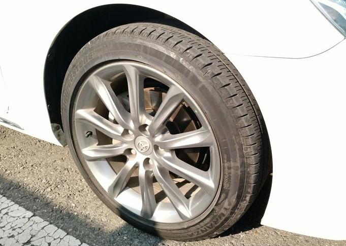 方向轻、外观漂亮浅谈锐志2.5V尚锐版用车分享