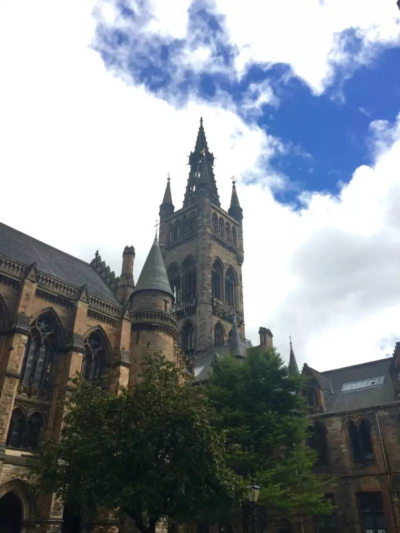 Yolanda师姐访谈-在腐国做旅游达人是怎样的一种体验？