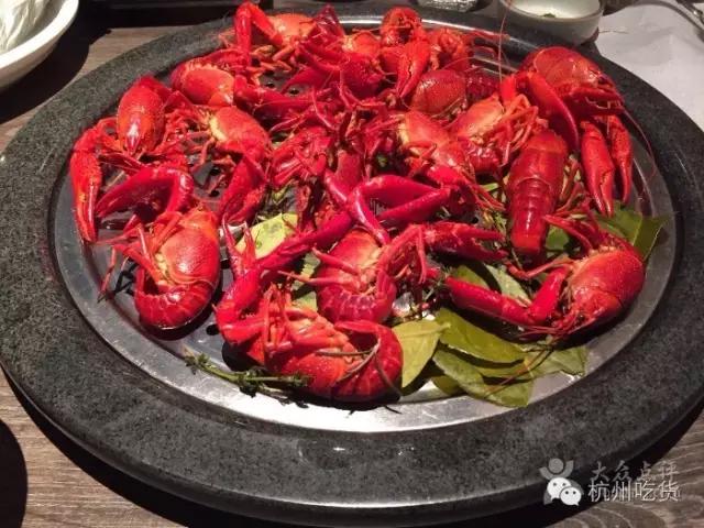 杭州夜宵路边摊,杭州年轻人去的路边摊