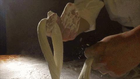 这家掌柜的店不简单｜排队2个小时，回头率高达89.76%