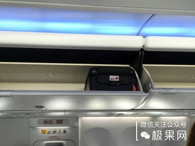 最适合自动行走的旅行箱,自动打开旅行箱