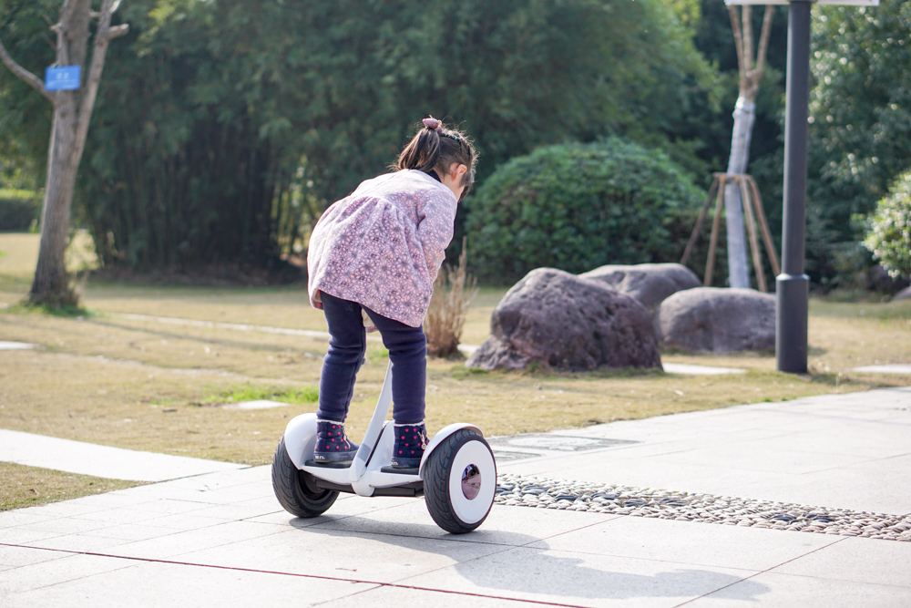 深陷“安全门”，小米九号平衡车究竟表现如何？